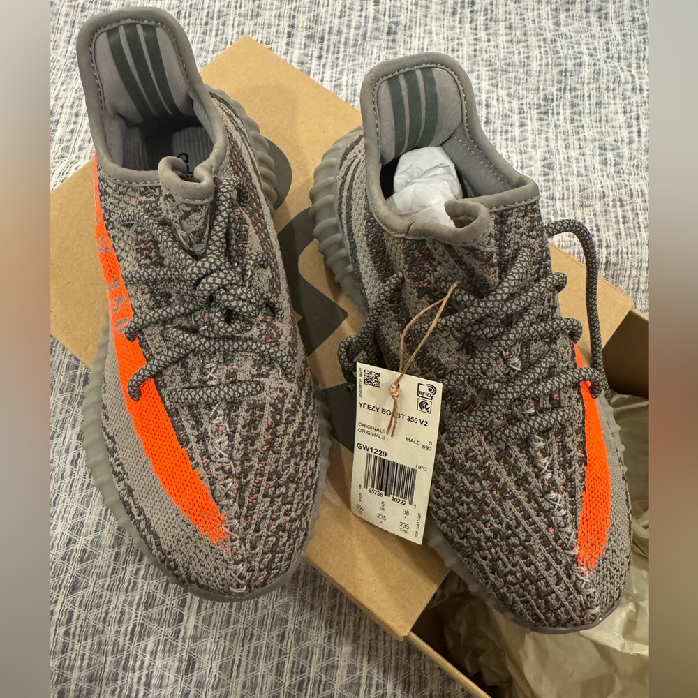 NEW Adidas Yeezy Boost 350 V2 Beluga Reflective GW1229 OG Box